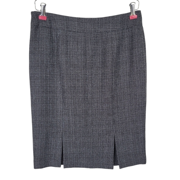 Le Suit Skirt Suit Size 6P Black Textured Pleated Hem Pockets 4 Button Lined - Picture 6 of 9